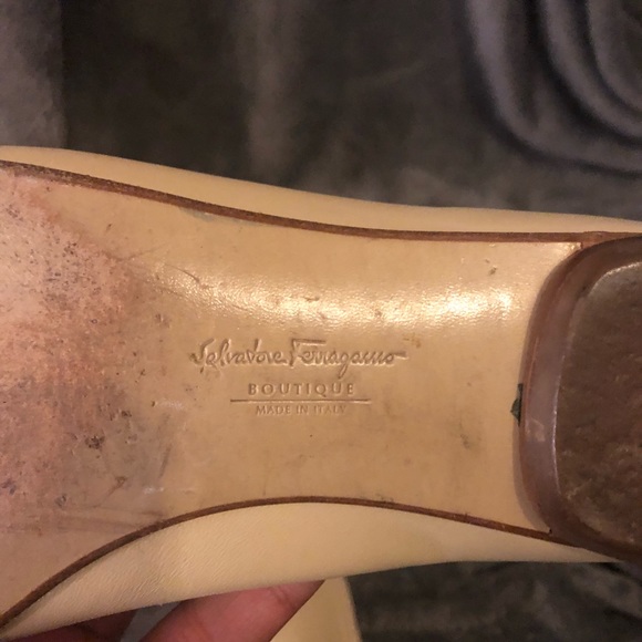 COPY - ❗️Salvatore Ferragamo Flats❗️ - Picture 5 of 6